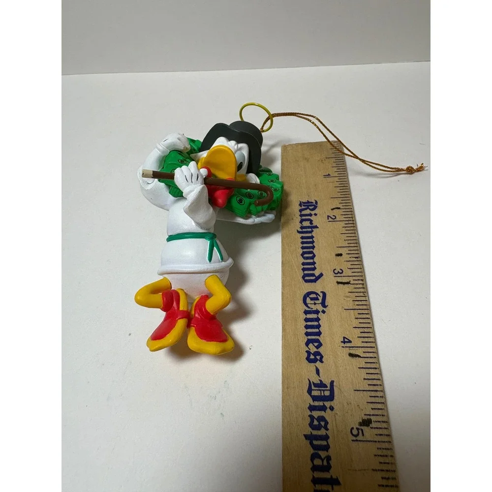 Disney Scrooge McDuck Money Wreath Christmas Ornament With Box DCA 005901